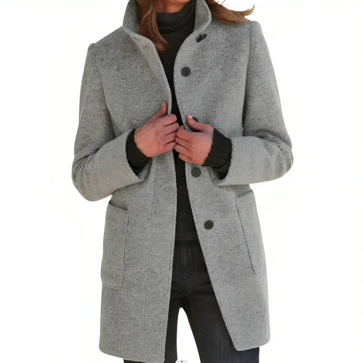 Elegant Women's Wool Coat - Tailored Fit, Single Breasted, Timeless Chic Outerwear