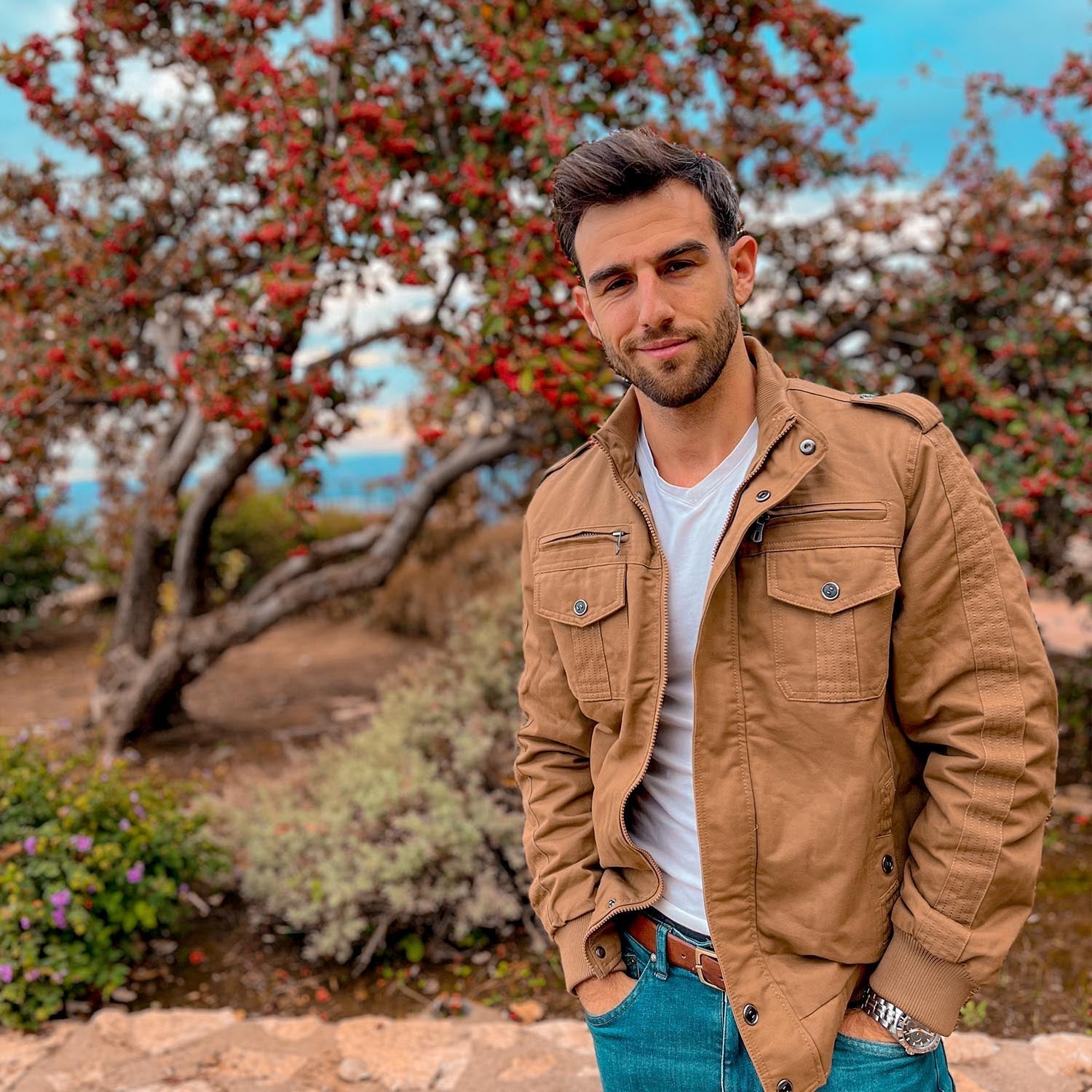 Men's Winter Tactical Cargo Jacket - Fleece Lined Military Coat for Cold Weather