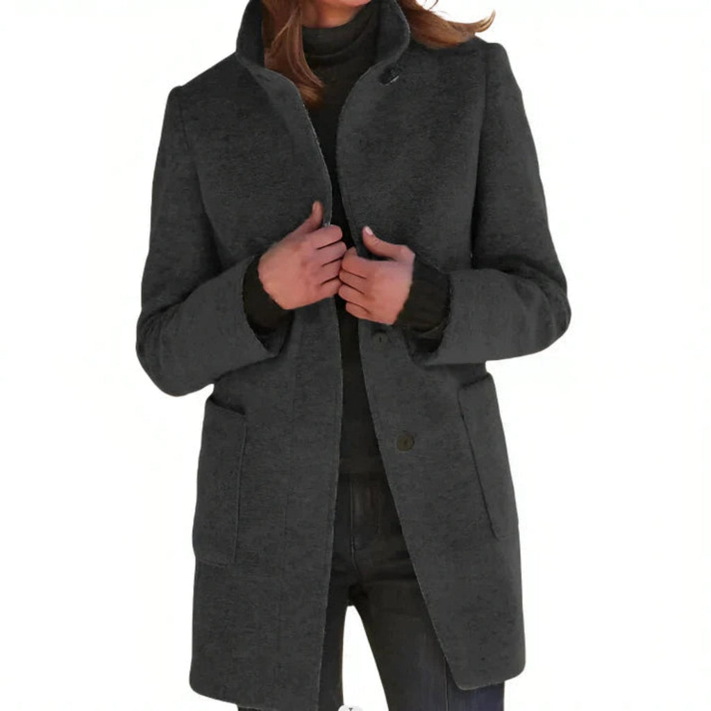 Elegant Women's Wool Coat - Tailored Fit, Single Breasted, Timeless Chic Outerwear