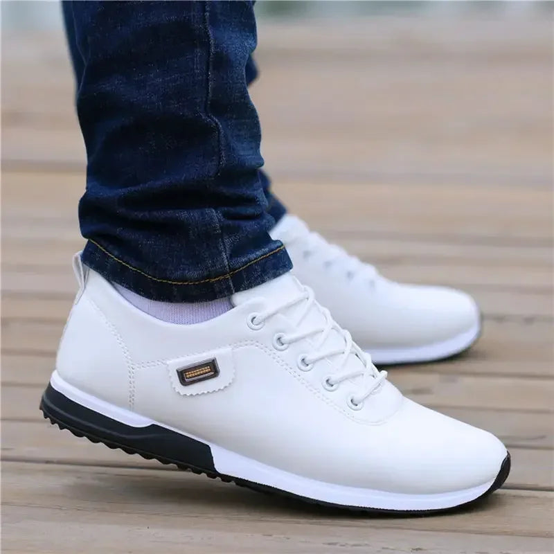 Men's Casual Lace-Up Sneakers with Streamlined Sporty Outsole - Comfortable & Stylish Footwear for Everyday Wear