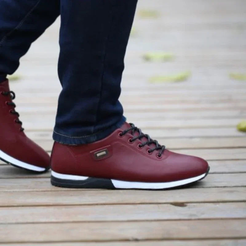 Men's Casual Lace-Up Sneakers with Streamlined Sporty Outsole - Comfortable & Stylish Footwear for Everyday Wear