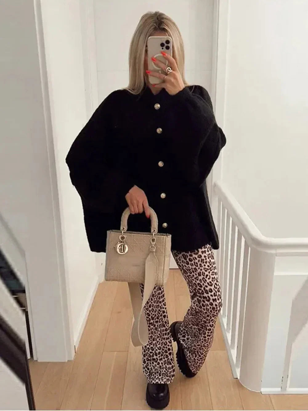 Chic Women's Bat Sleeve Cardigan with Stylish Lapel & Metal Button Accents - Perfect for Layering