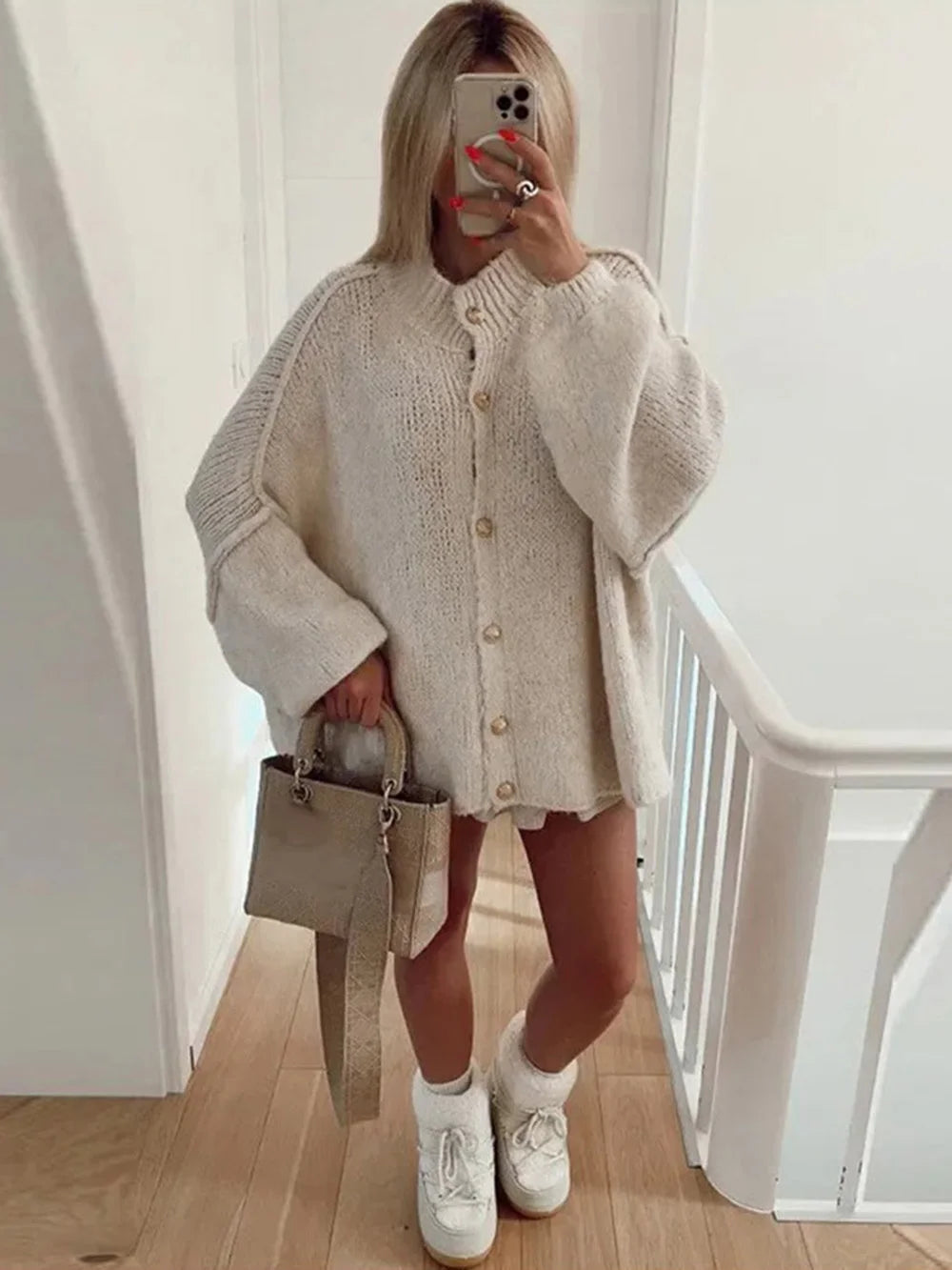 Chic Women's Bat Sleeve Cardigan with Stylish Lapel & Metal Button Accents - Perfect for Layering