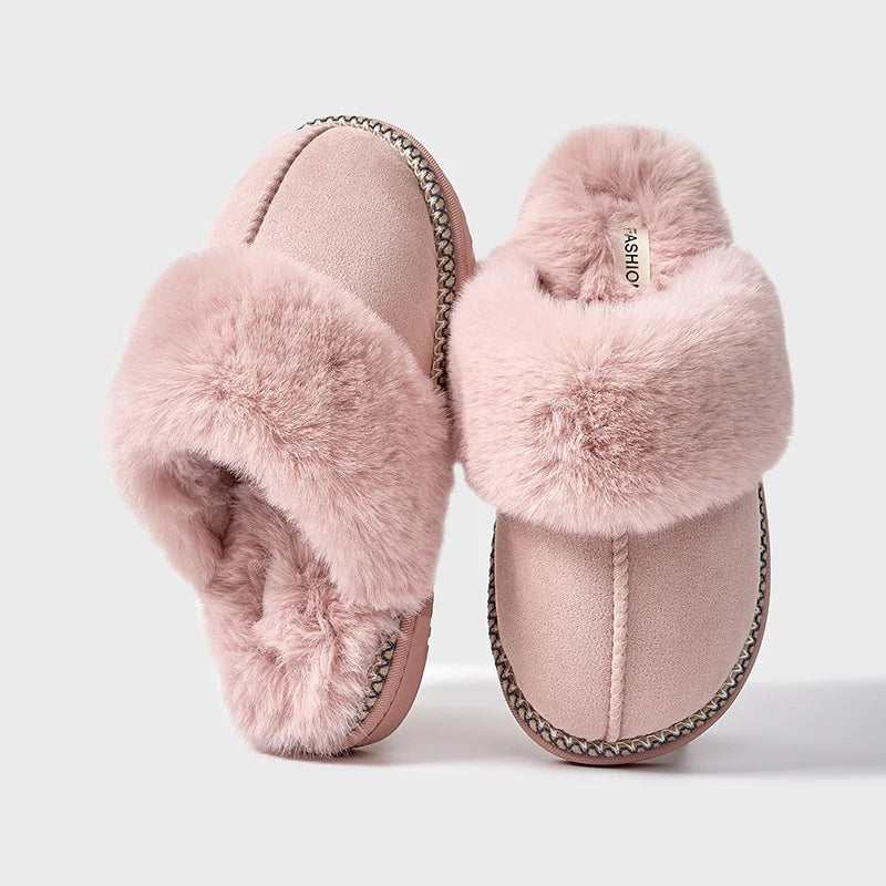 Cozy Women's Plush Winter Slippers with Soft Fur Lining for Ultimate Warmth and Comfort