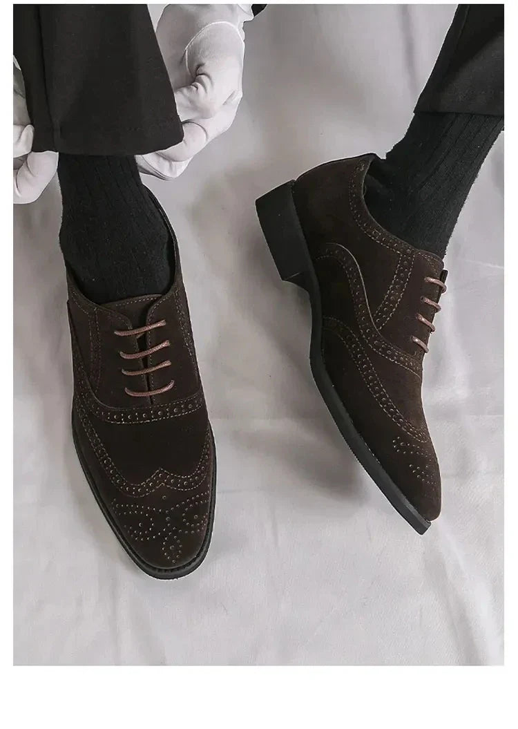Retro Men’s Velvet Lace-Up Brogue Shoes