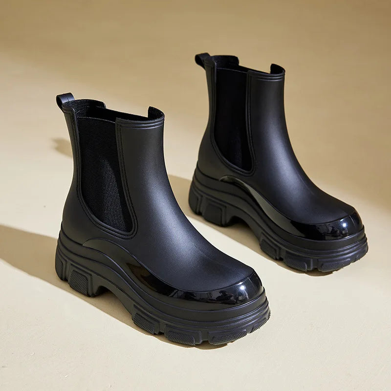 Women's Waterproof Chelsea Boots - Slip-Resistant Chunky Outsole for All-Weather Comfort