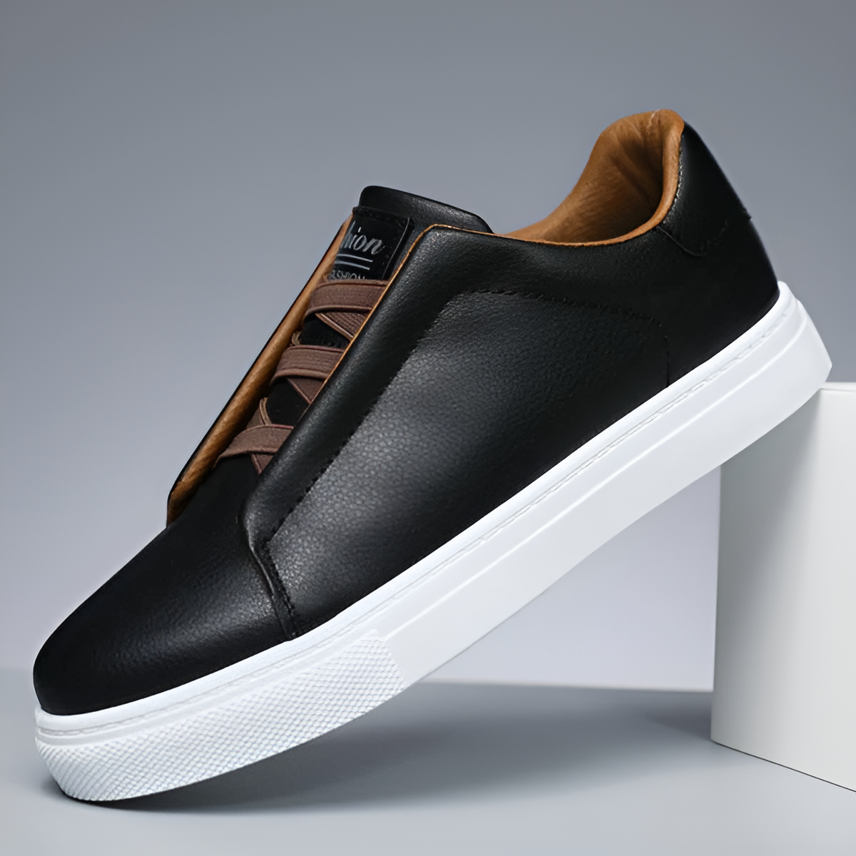 Stylish Men's Sneakers - Trendy Athletic Footwear for Comfort & Performance