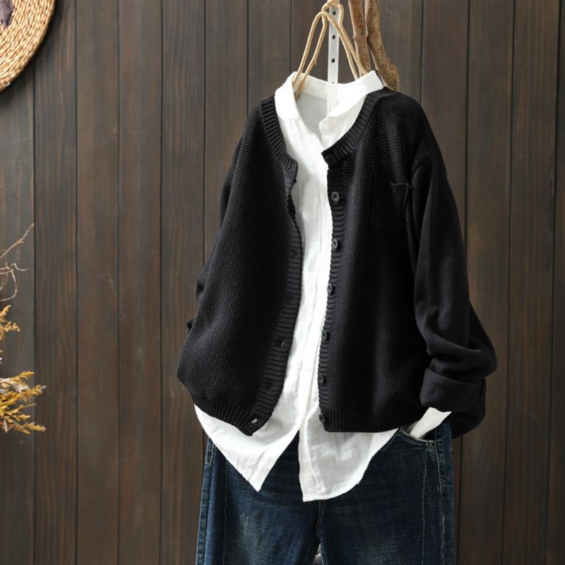 Cozy Women's Oversized Knit Cardigan with Pockets & Button Front - Perfect for Layering