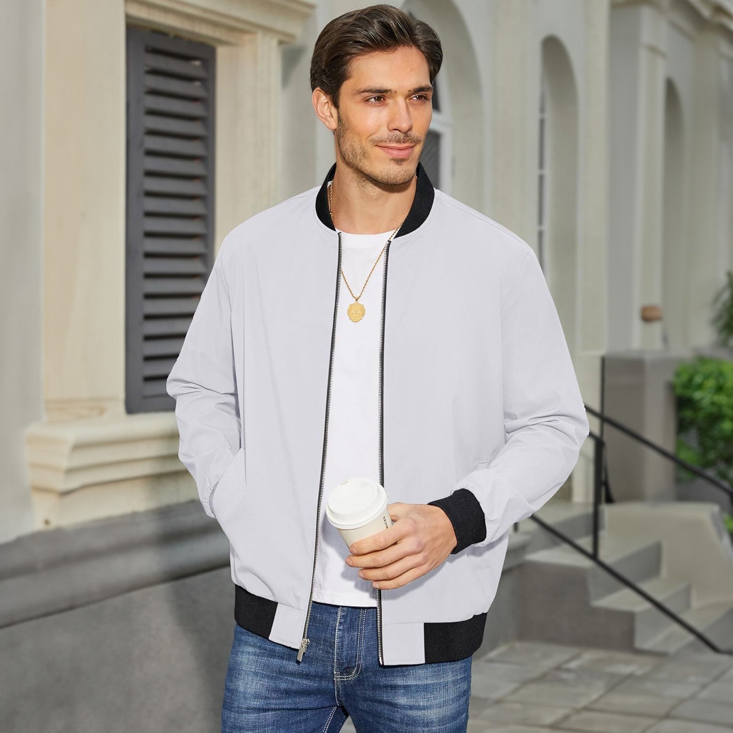 Men's Lightweight Bomber Jacket - Stylish Windbreaker with Pockets for Versatile Outdoor Wear
