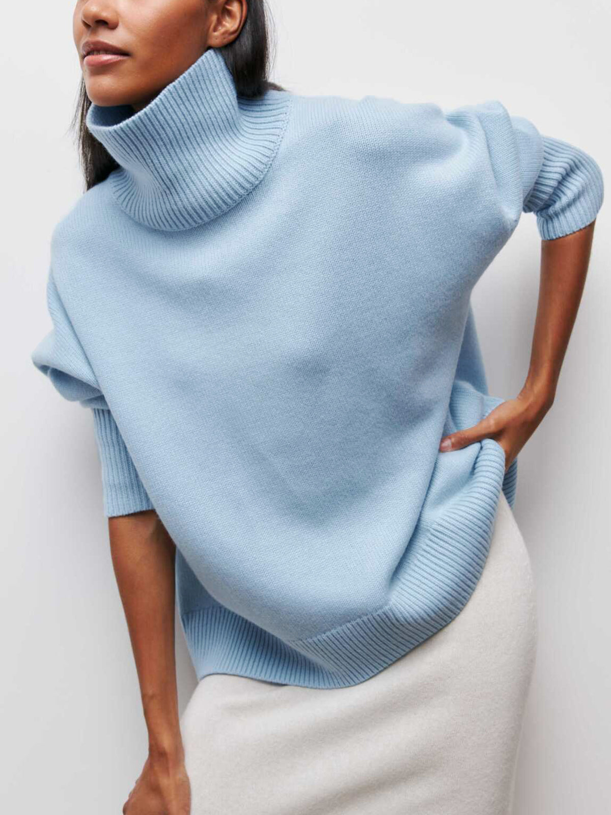 Cozy Cloudless Sky Oversized Turtleneck Sweater for Women - Soft Knit Comfort