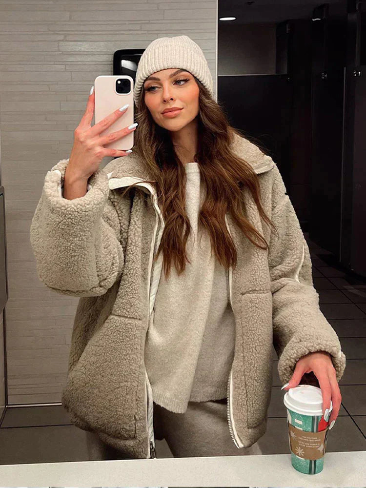 Lorelei Women's Stylish Jacket - Lightweight, Versatile Outerwear for All Seasons