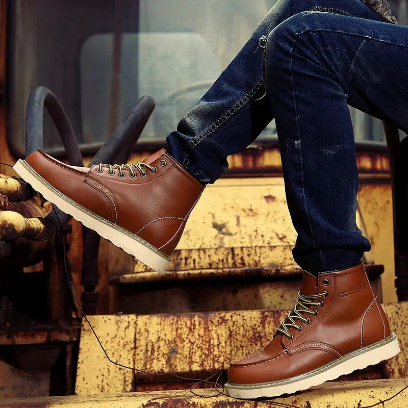 Men's Casual Lace-Up Moc Toe Boots with Rugged Sole for Street Style Comfort and Durability
