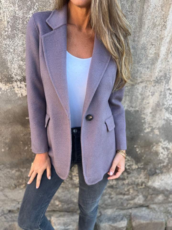 Elena Women's Wool Coat - Stylish & Warm Outerwear for Cold Weather