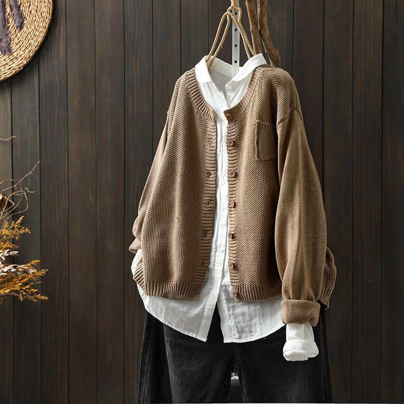 Cozy Women's Oversized Knit Cardigan with Pockets & Button Front - Perfect for Layering