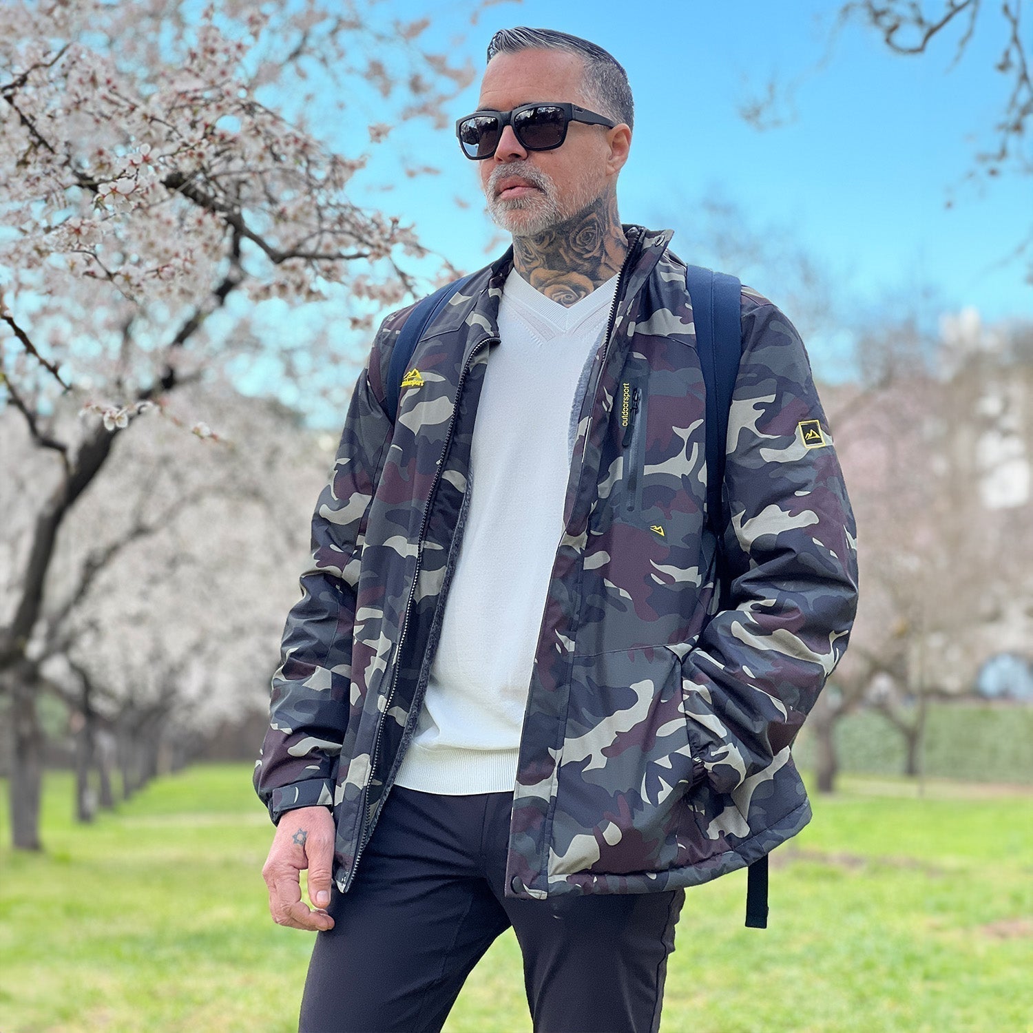 Men's Water-Repellent Winter Ski Jacket with Fleece Lining - Insulated, Breathable, and Stylish Outerwear for Cold Weather Adventures