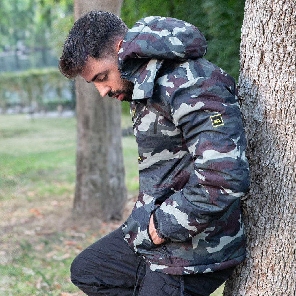 Men's Water-Repellent Winter Ski Jacket with Fleece Lining - Insulated, Breathable, and Stylish Outerwear for Cold Weather Adventures