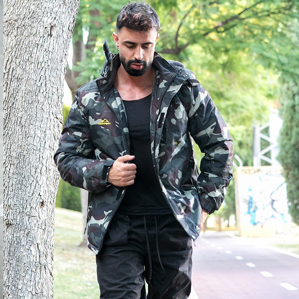 Men's Water-Repellent Winter Ski Jacket with Fleece Lining - Insulated, Breathable, and Stylish Outerwear for Cold Weather Adventures