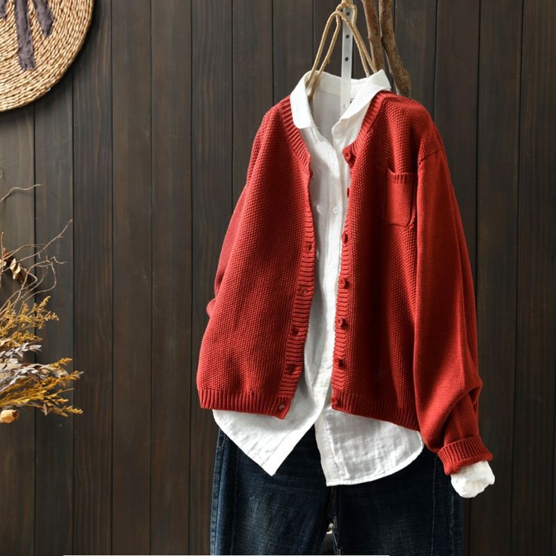 Cozy Women's Oversized Knit Cardigan with Pockets & Button Front - Perfect for Layering